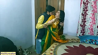 Indian hot Milf aunty vs hot teen&excl;&excl; Indian sex with hindi audio